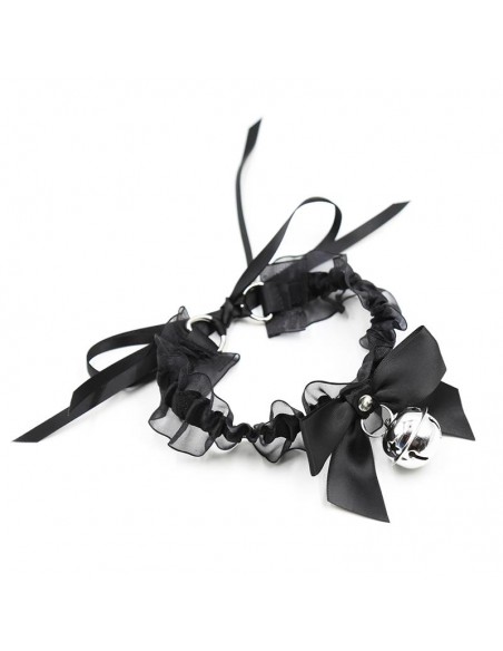 Collar con Lazo Cascabel y Encaje